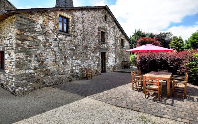 Lovely Cottage in Petites Tailles With Terrace