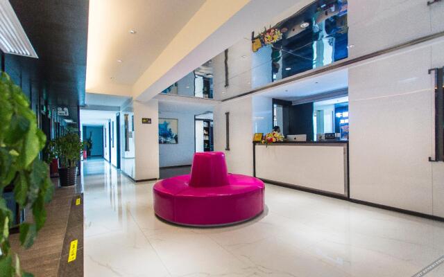 Niuguanjia Modern Hotel