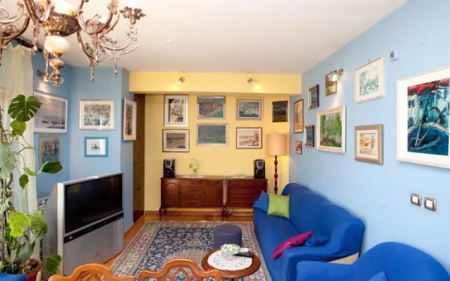 Sun Odyssey Zenta Apartments