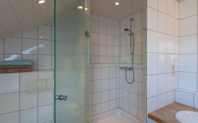 Large Apartment with Private Terrace near Kleve & Goch