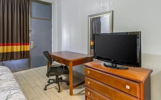 Rodeway Inn