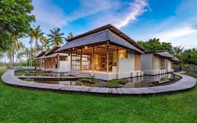 Pravasa Gili Resort by KajaNe