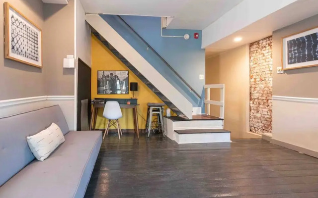 1918 Duplex with Character City Center