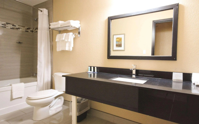 Quality Inn