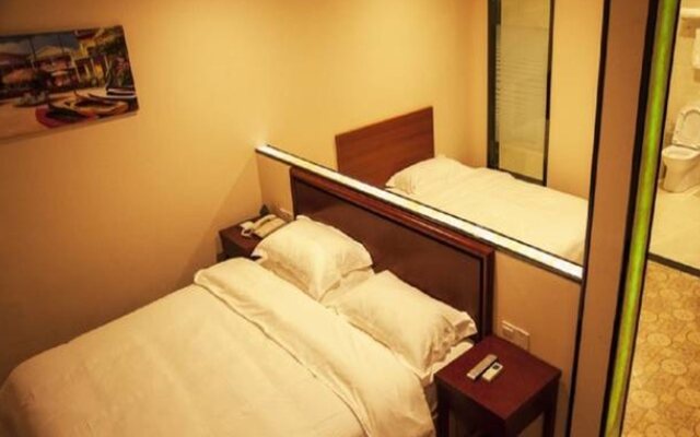 GreenTree Inn Wuhu Fangte Second Phase Nanxiang Wanshang Express Hotel