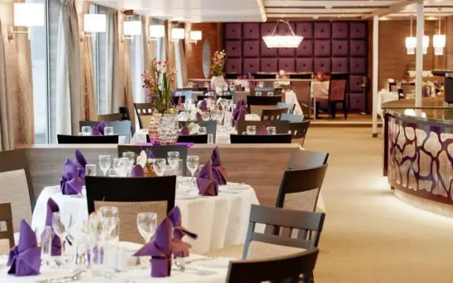 Fairtours Hotelschiff 5* Köln