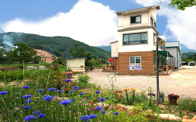 Yangpyeong Clear Water Pension
