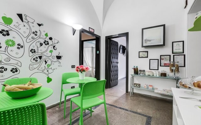 Romantic Vatican Rooms Guest House