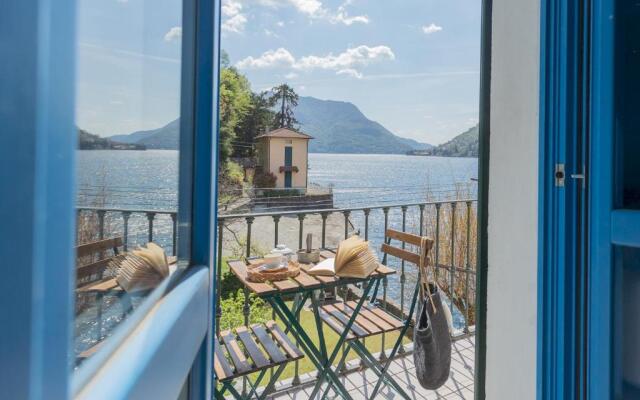 Deriva Apartment on Careno's Beach by Rent all Como