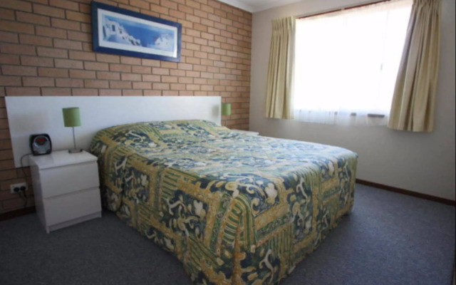 Sapphire Court Holiday Units