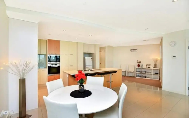 Gallery Resort Style Penthouse no 13