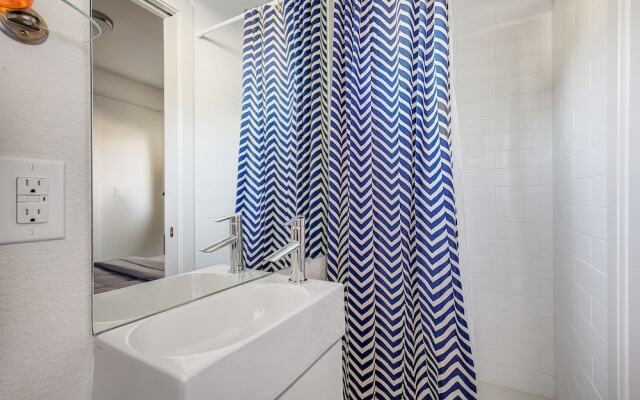 Sleek Modern Townhome in Heart of Denver