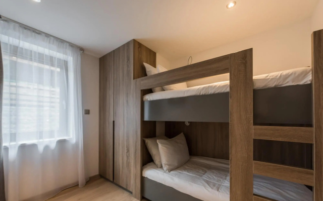 IPE - Modern apartment with spa and fitness room