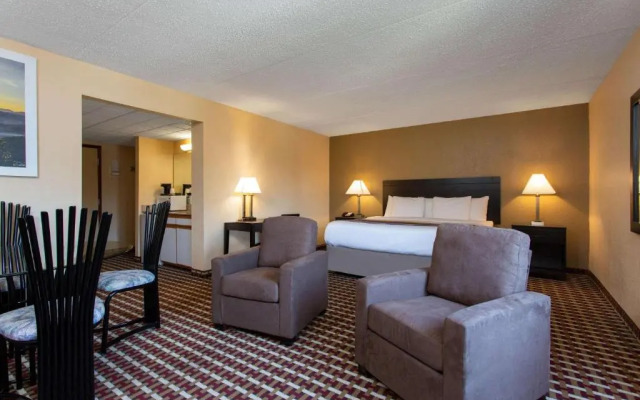 Days Inn Hillsborough