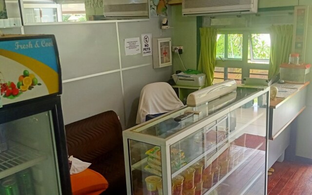 OYO 90366 Home Valley Guesthouse Tambunan