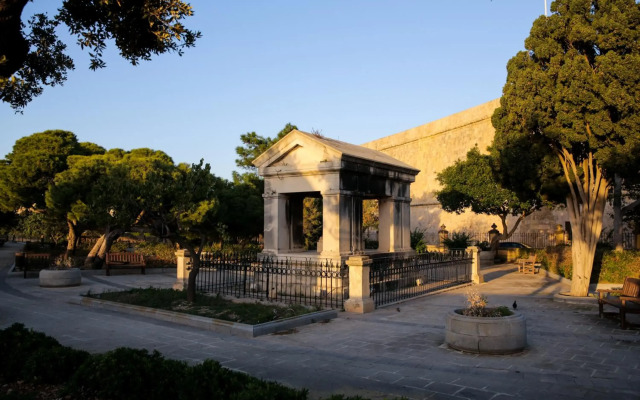 Valletta Triton Apartment