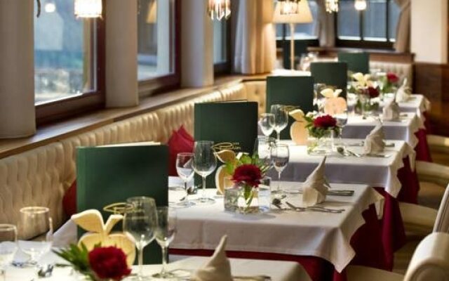 Hotel Paradies