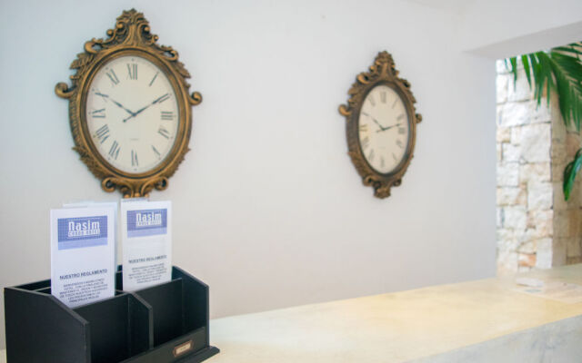 Nasim Condo Hotel acceso Gratis Beach Club, a metros 5th Avenida