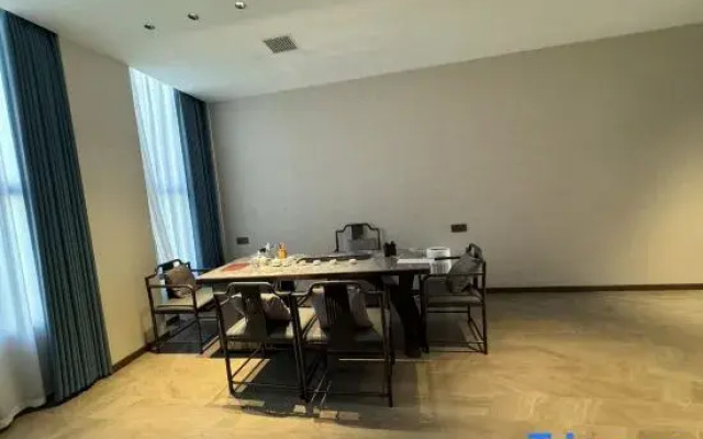 Jiangyue International Smart Hotel (Jinping)