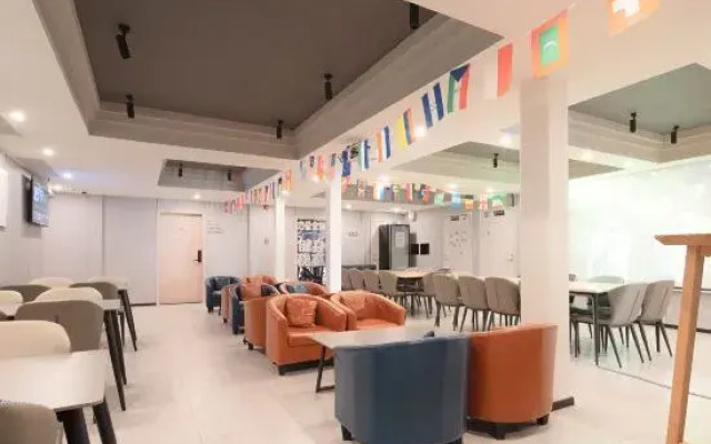 Dayin International Youth Hostel - People's Square & Old Town