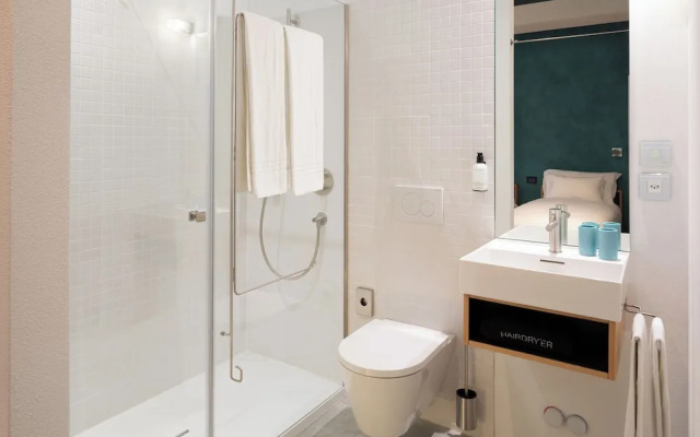 Riva Rooms & Studios