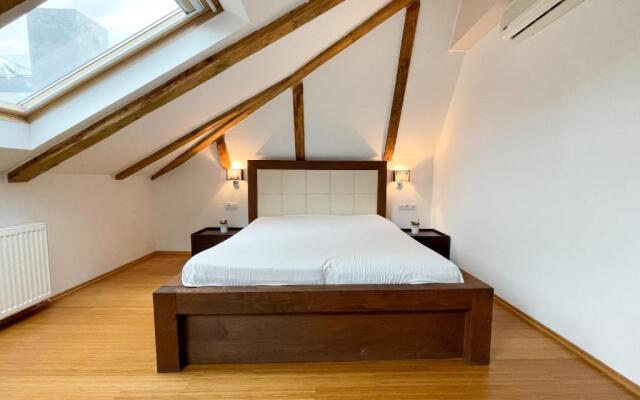 Žatecká 4 - Terrace Apartment in the Old Town