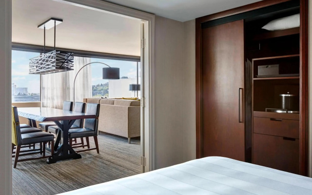 Portland Marriott Downtown Waterfront