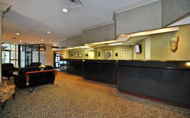 Best Western Plus Mariposa Inn & Conference Centre
