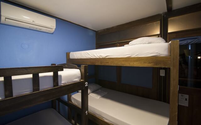 La Brisa Loca Hostel