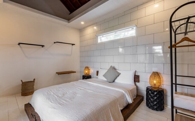 Villa Kecil 3BR By Azure