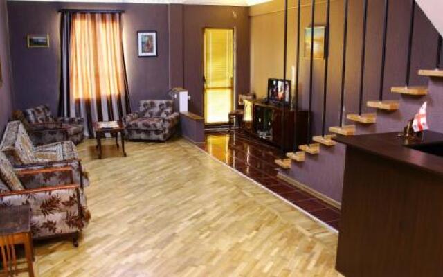 ES Hotel
