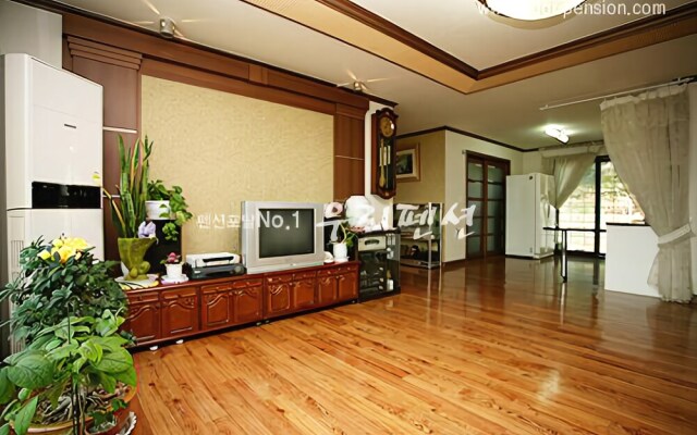 Ganghwa Flower Garden Pension