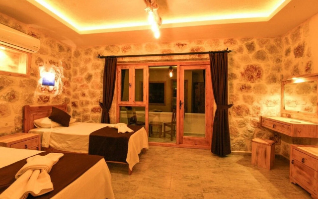 Villa Jet by Akdenizvillam