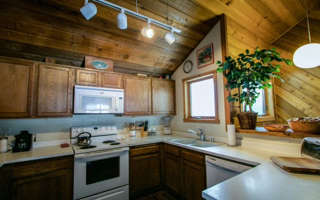 Snowcreek II #308 Condo