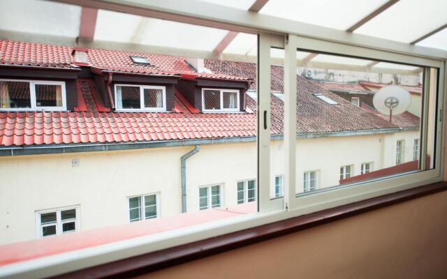 V 12 -Terrace + 3 rooms apartment Vilnius Old Town