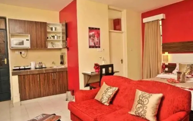 Magharibi Suites Hotel