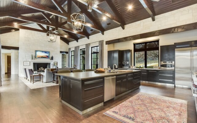 The Arrive Sapphire - 6 Br Home