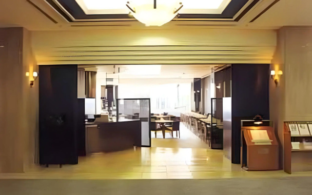 Cypress Garden Hotel