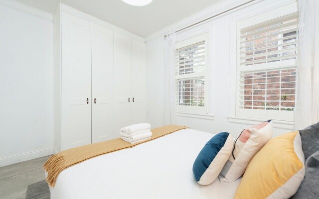 Luxury Escape in Bellevue Hill Apartment