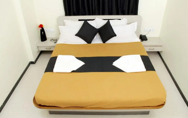 OYO Rooms Railway Station Bazar