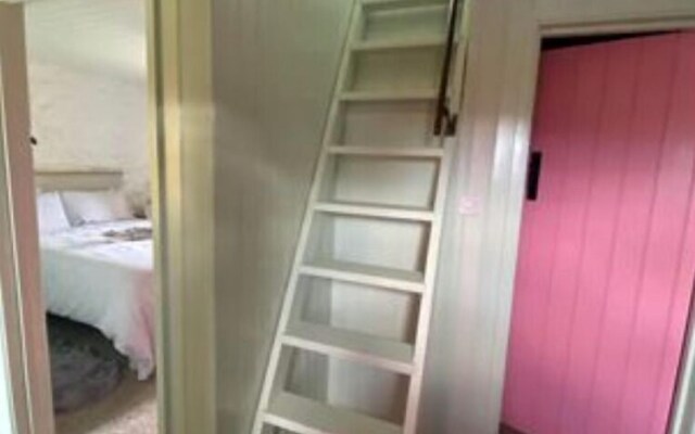 Slieve Gullion Cottages