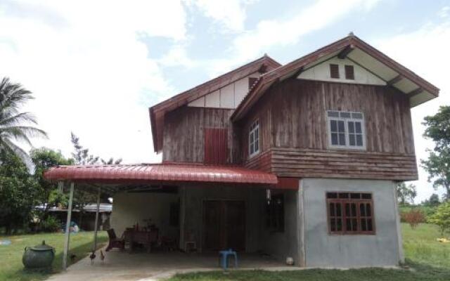 Lem Body Homestay