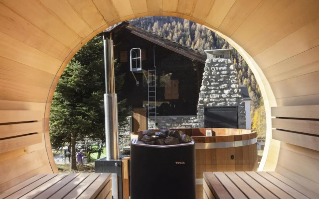 Lavish Apartment With Sauna