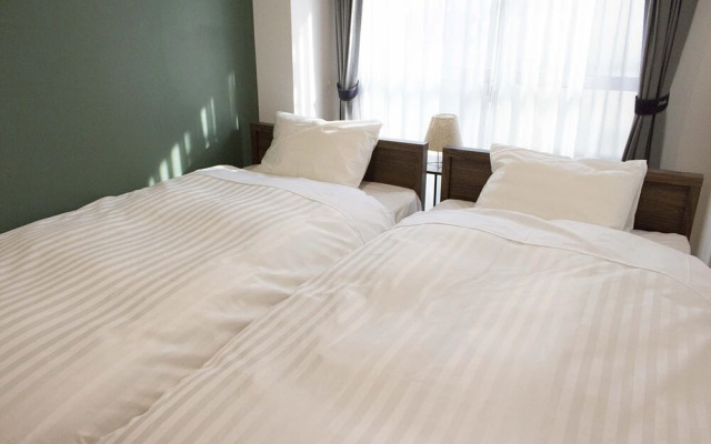Florish 21 Room