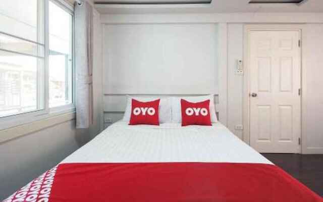 OYO 892 Tg Home