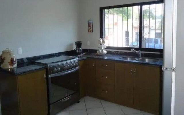 Condo 136 Lori by Villas HK28
