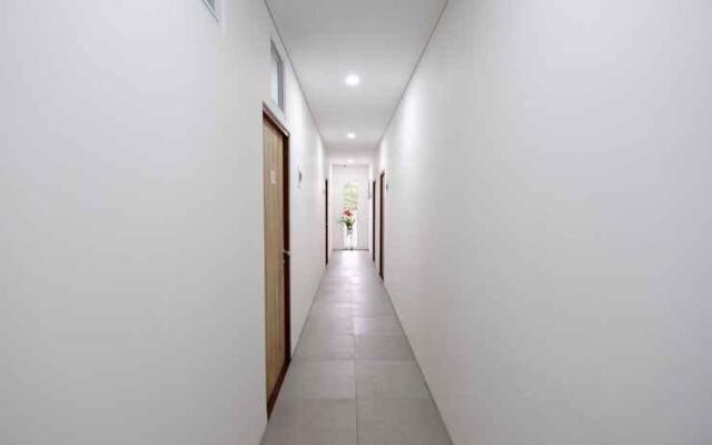 OYO 2298 Jebres House Syariah