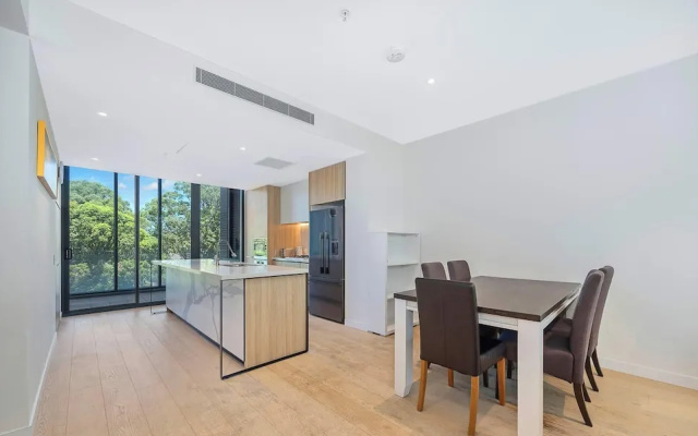 Metawise BnB Modern 4BR in Macquarie Park – Guest Rooms – Sydney