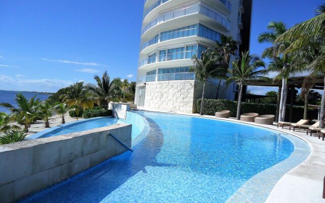 Tu Mirada Al Mar Boutique Beachfront Tower & Spa