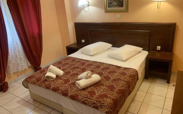 Polychrono Beach Hotel